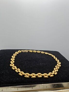 Vintage Gold Tone Woven Mesh Gaspipe Choker Necklace Wide Collar Statement